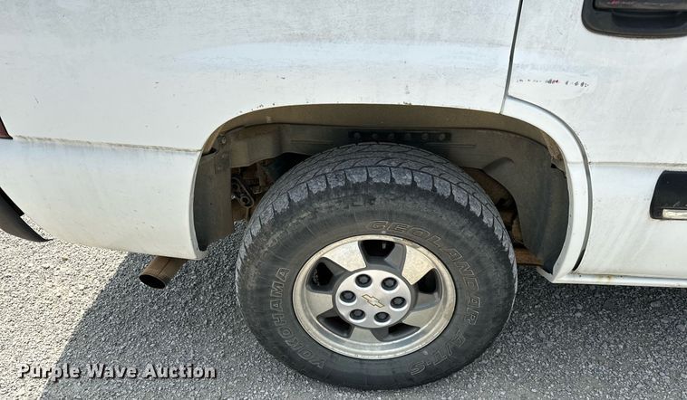 image for item OG9062 2001 Chevrolet Tahoe  SUV