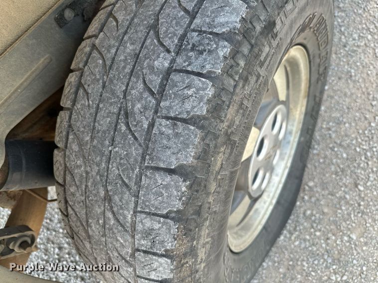 image for item OG9062 2001 Chevrolet Tahoe  SUV