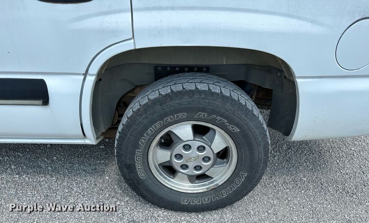 image for item OG9062 2001 Chevrolet Tahoe  SUV