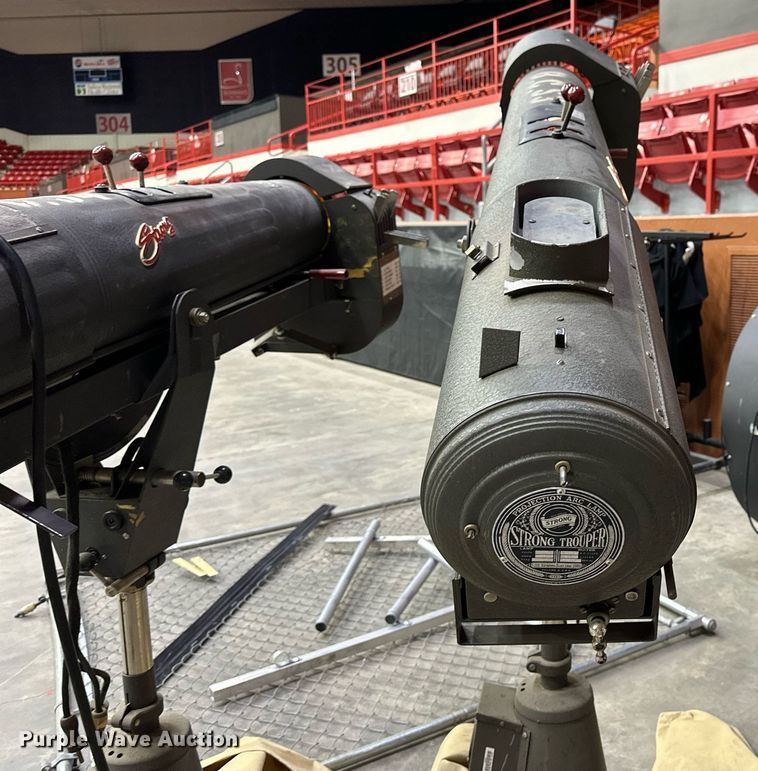 image for item OK9013 (2) Strong Trouper projection lamps