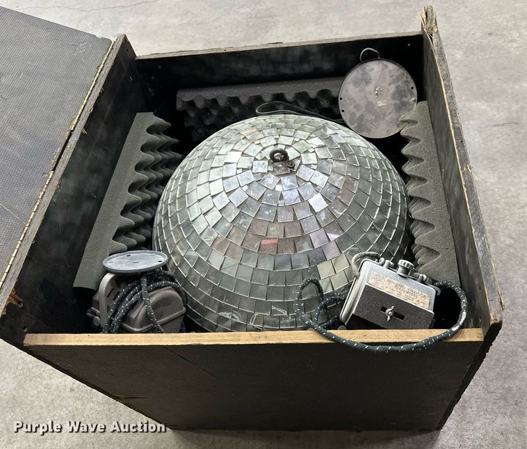 image for item OK9023 ATC  Disco Ball