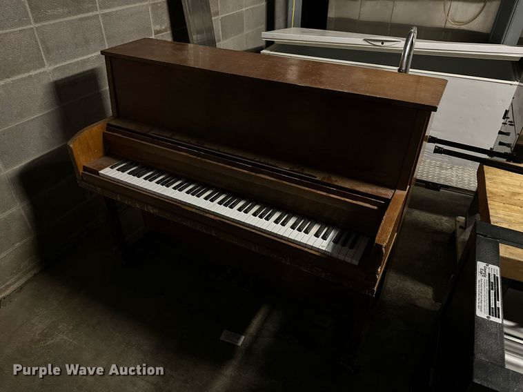 image for item OK9024 (2) Pianos