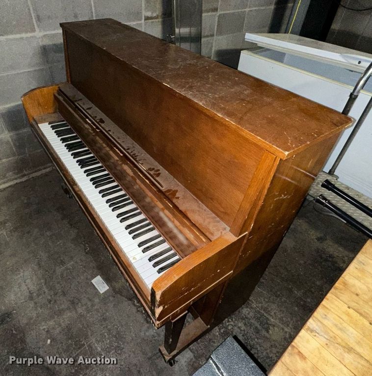 image for item OK9024 (2) Pianos