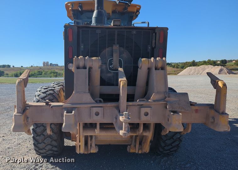 image for item OL9034 2012 John Deere 772GP  motor grader