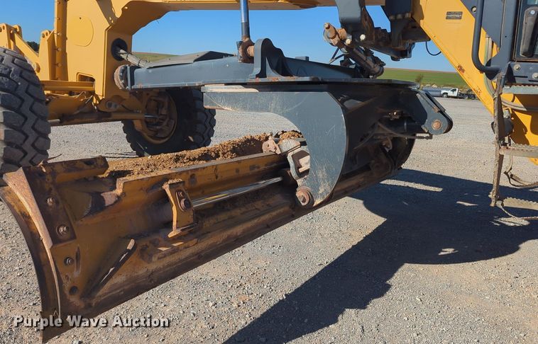 image for item OL9034 2012 John Deere 772GP  motor grader