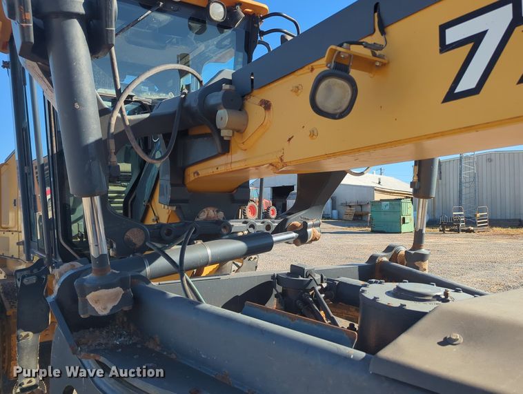 image for item OL9034 2012 John Deere 772GP  motor grader