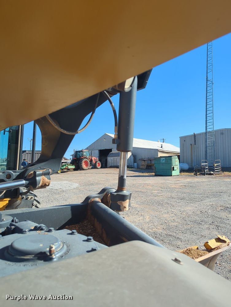 image for item OL9034 2012 John Deere 772GP  motor grader