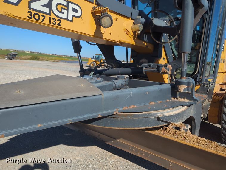 image for item OL9034 2012 John Deere 772GP  motor grader