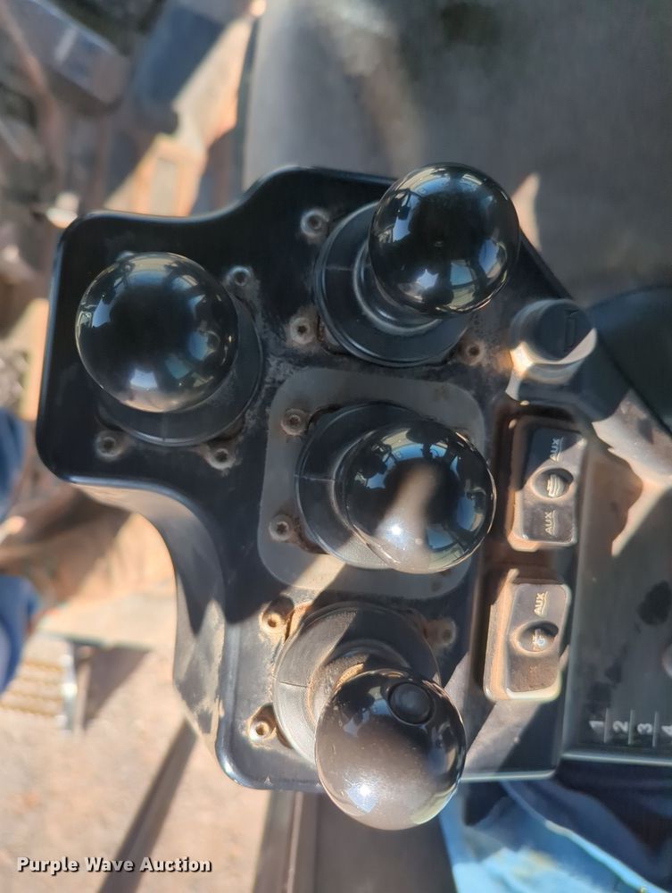 image for item OL9034 2012 John Deere 772GP  motor grader