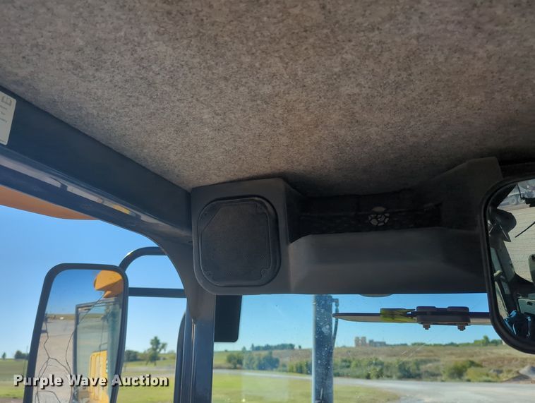 image for item OL9034 2012 John Deere 772GP  motor grader