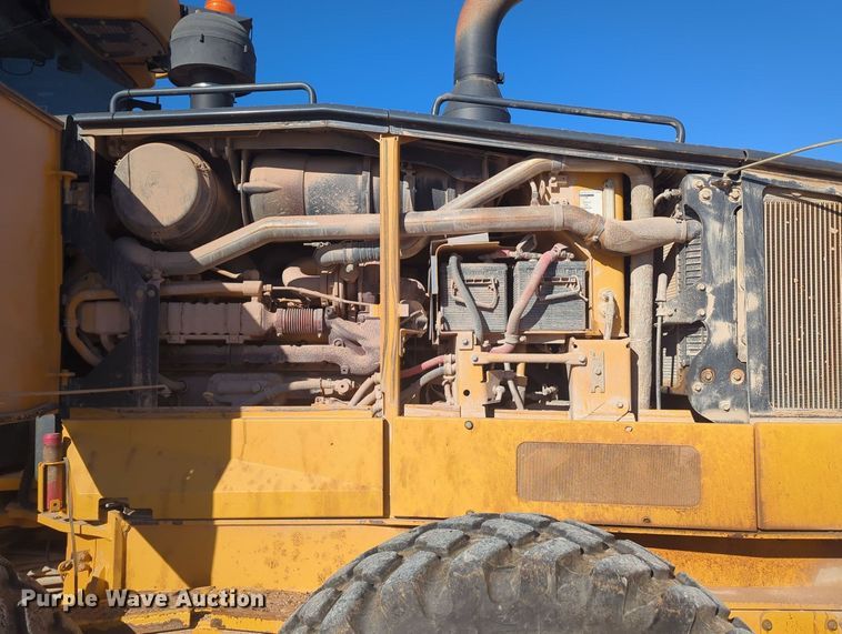 image for item OL9034 2012 John Deere 772GP  motor grader