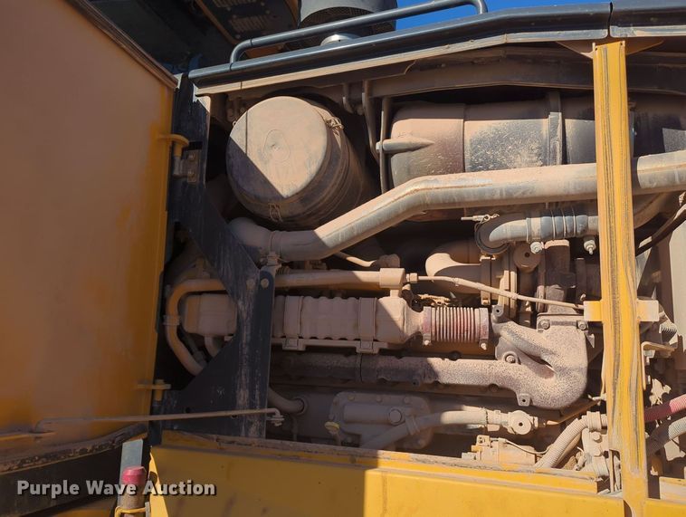 image for item OL9034 2012 John Deere 772GP  motor grader