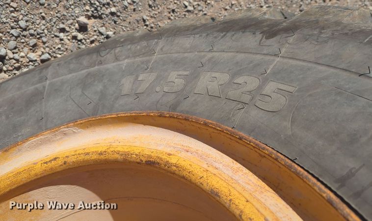 image for item OL9034 2012 John Deere 772GP  motor grader