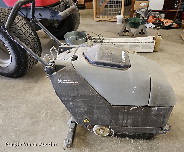 image for item OL9271 Advance Micromatic 17B  floor scrubber