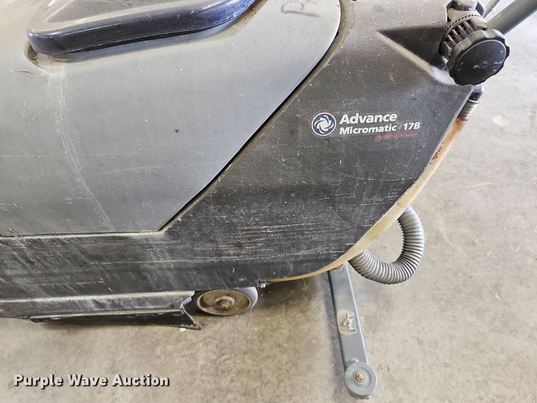 image for item OL9271 Advance Micromatic 17B  floor scrubber