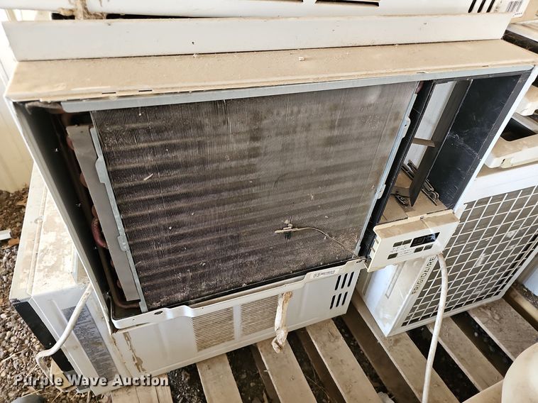 image for item OL9274 (4) LG window AC units