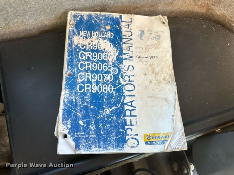 image for item DH1849 2010 New Holland CR9060  combine