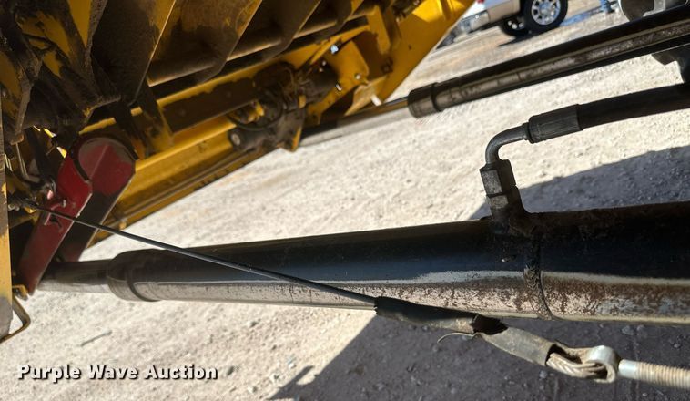 image for item DH1849 2010 New Holland CR9060  combine