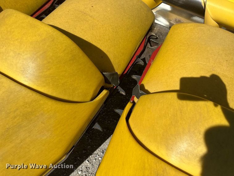 image for item DH1850 New Holland 98C  all-crop head