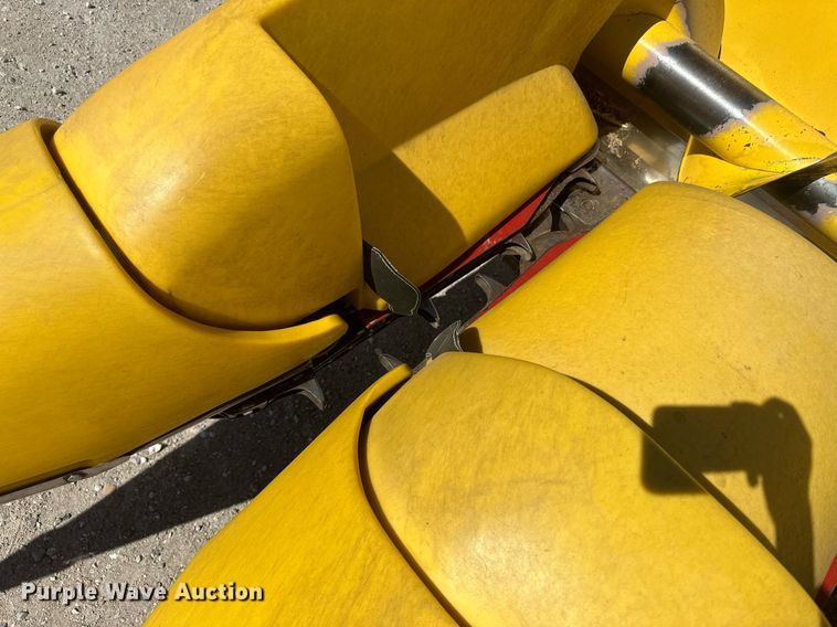 image for item DH1850 New Holland 98C  all-crop head