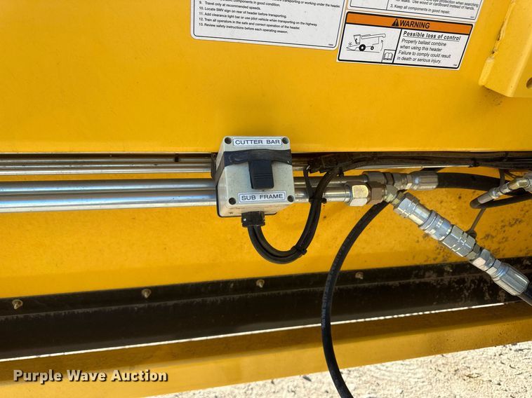 image for item DH1851 New Holland 88C  draper head