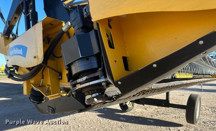 image for item DH1851 New Holland 88C  draper head