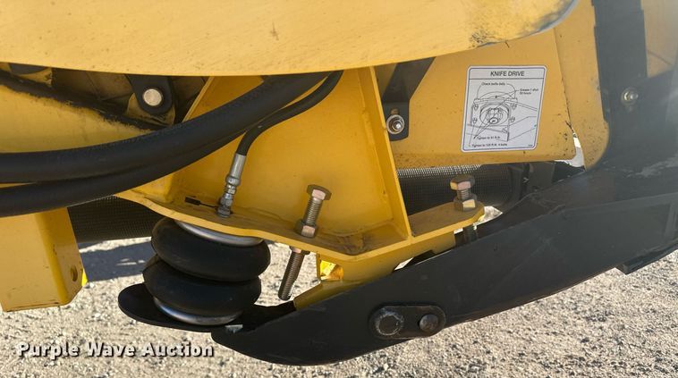 image for item DH1851 New Holland 88C  draper head