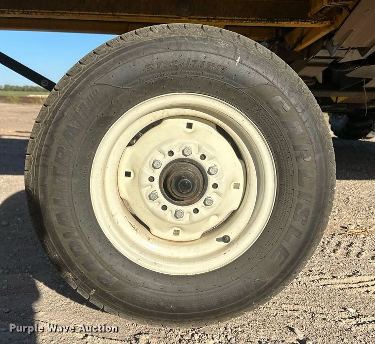 image for item DH1851 New Holland 88C  draper head