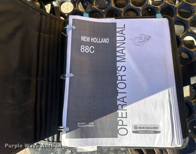 image for item DH1851 New Holland 88C  draper head