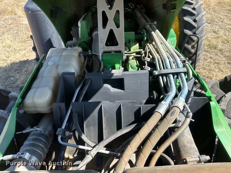 image for item DH1853 2013 John Deere 8335R  MFWD tractor