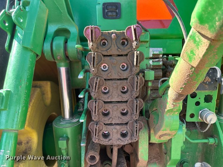 image for item DH1853 2013 John Deere 8335R  MFWD tractor