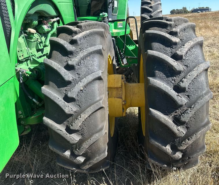 image for item DH1853 2013 John Deere 8335R  MFWD tractor