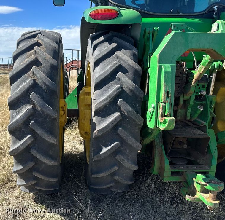 image for item DH1853 2013 John Deere 8335R  MFWD tractor