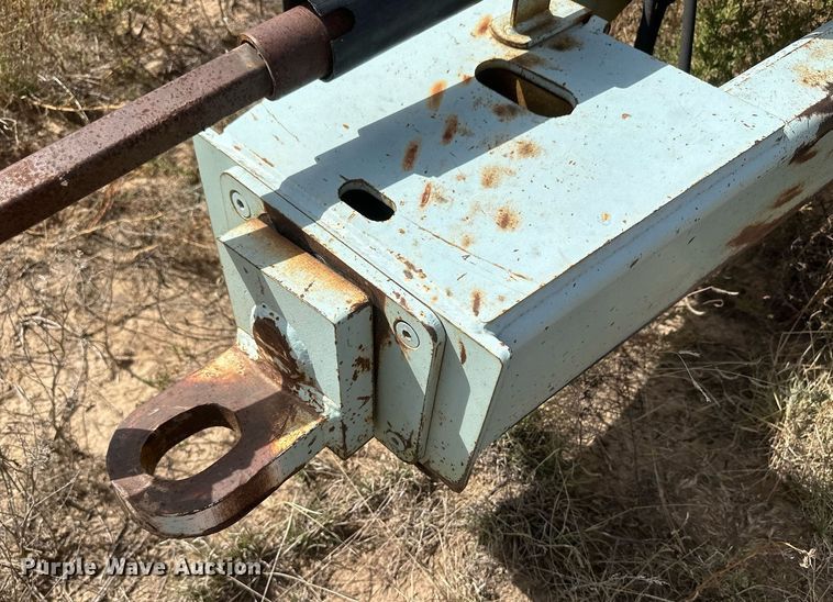 image for item DH1854 Orthman 1096  grain cart