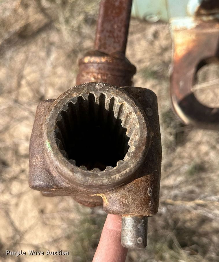 image for item DH1854 Orthman 1096  grain cart