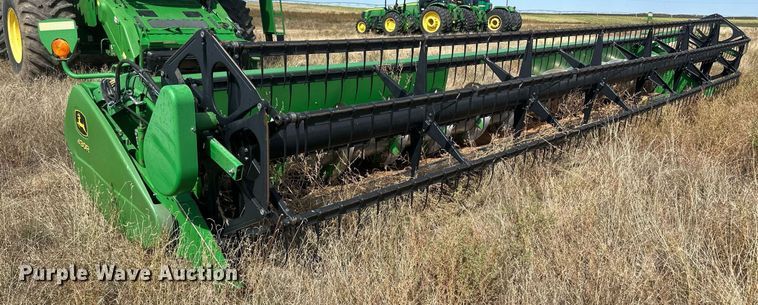 image for item DH1855 John Deere 630R  rigid head