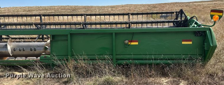 image for item DH1855 John Deere 630R  rigid head