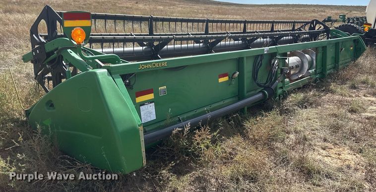 image for item DH1855 John Deere 630R  rigid head