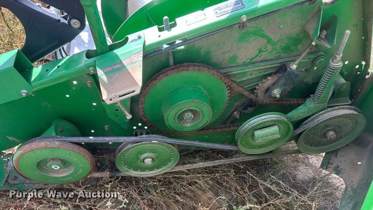 image for item DH1855 John Deere 630R  rigid head