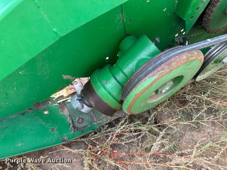 image for item DH1855 John Deere 630R  rigid head