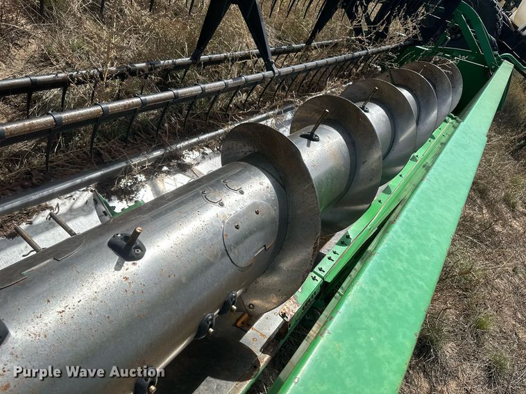 image for item DH1855 John Deere 630R  rigid head