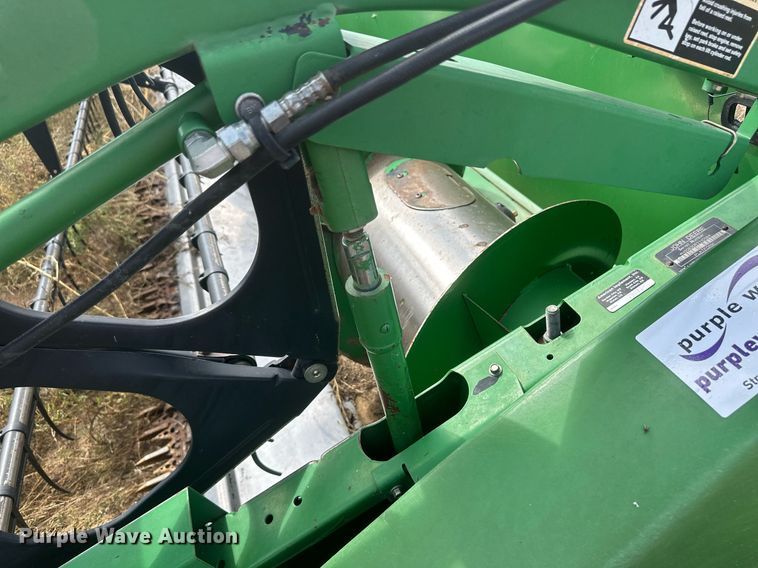 image for item DH1855 John Deere 630R  rigid head