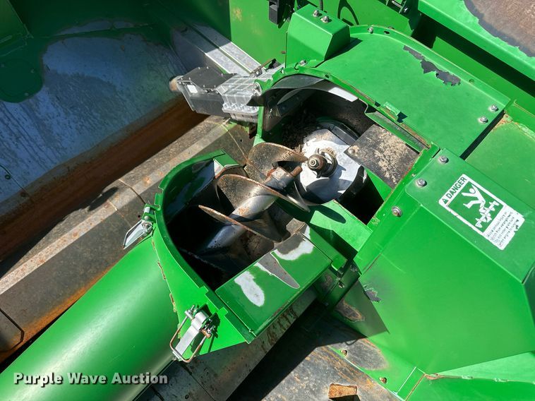 image for item DH1856 2010 John Deere 9670 STS  combine