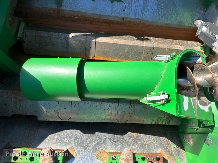 image for item DH1856 2010 John Deere 9670 STS  combine