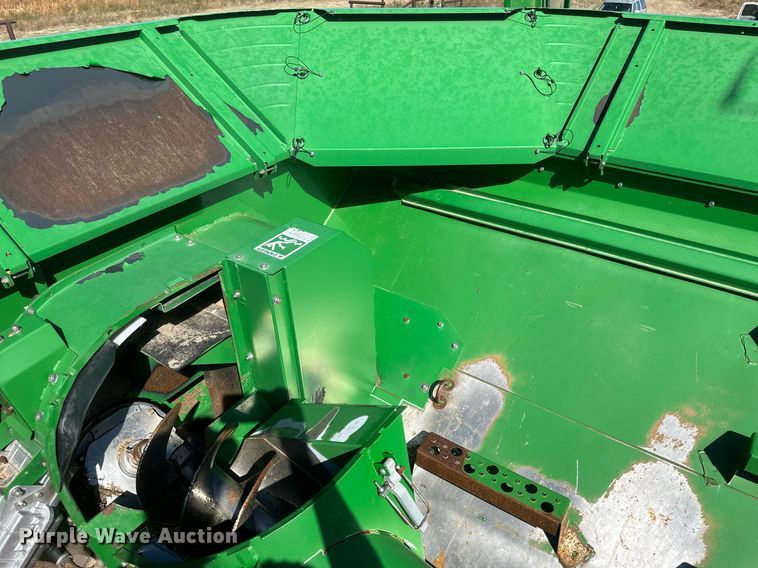 image for item DH1856 2010 John Deere 9670 STS  combine