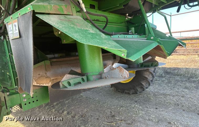 image for item DH1856 2010 John Deere 9670 STS  combine