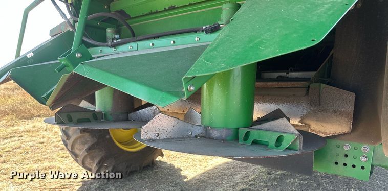 image for item DH1856 2010 John Deere 9670 STS  combine