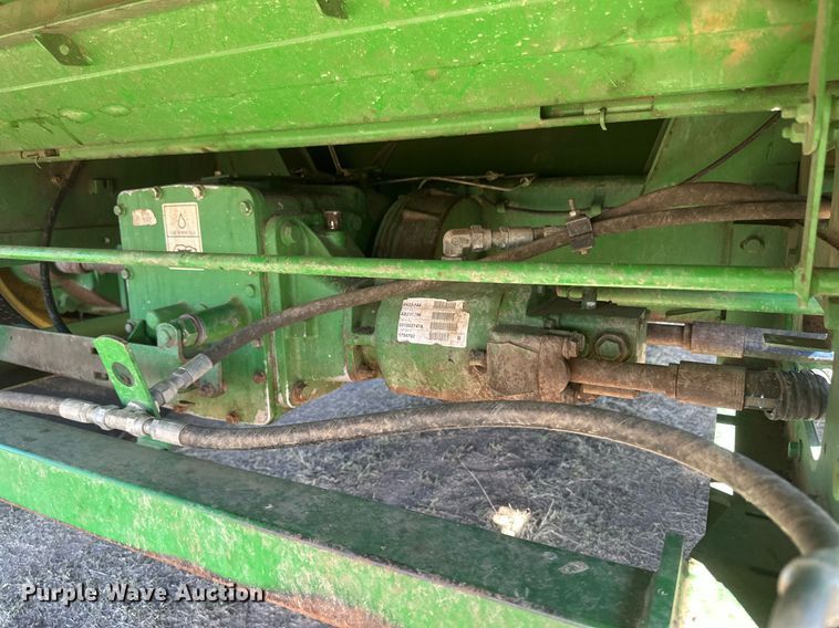 image for item DH1856 2010 John Deere 9670 STS  combine