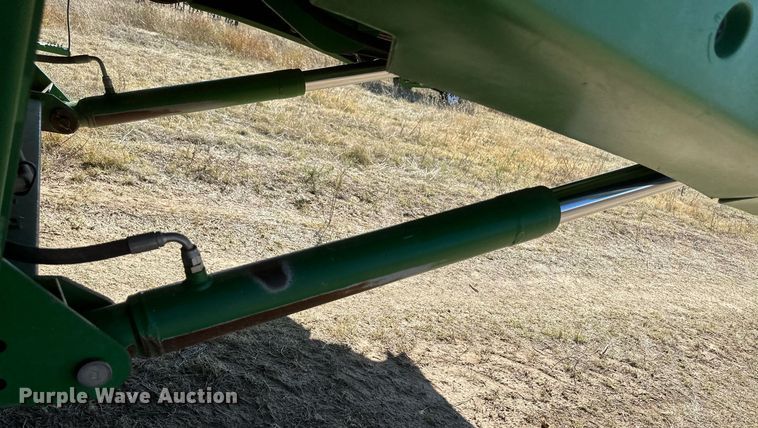 image for item DH1856 2010 John Deere 9670 STS  combine