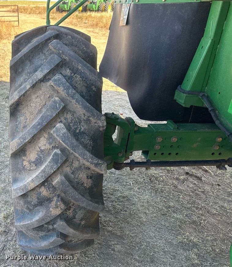 image for item DH1856 2010 John Deere 9670 STS  combine
